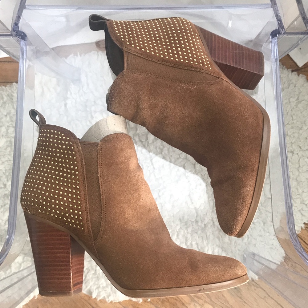 Michael Kors Gold Studded Tan booties 9